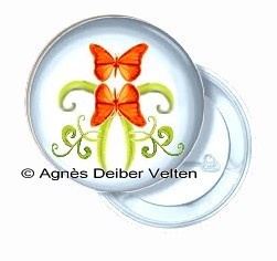 Badge papillon 04
